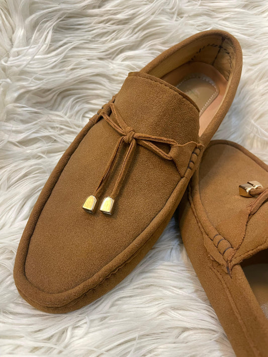 Royal suede loafer